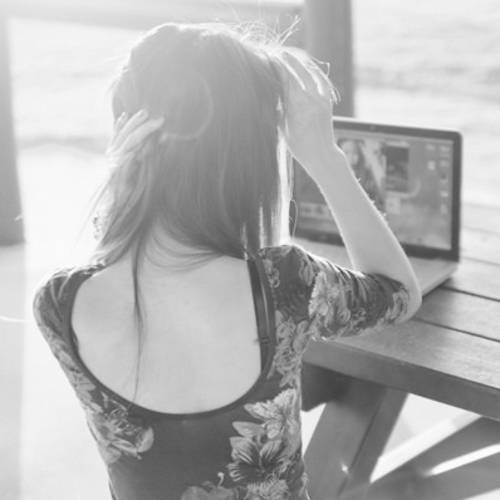 laptop-outside